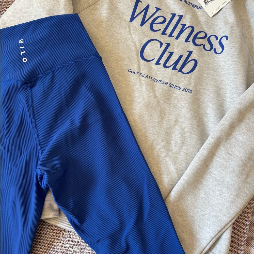 WILO Blue Leggings and Gray by Wellness Club Sweatshirt